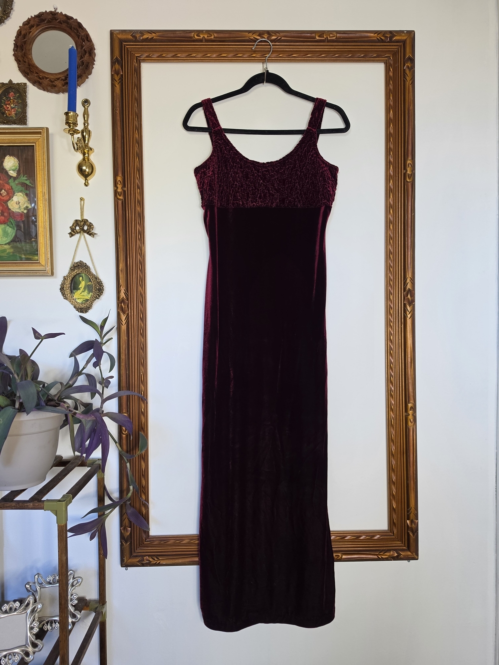 Scarlett Sleeveless Velvet Maxi Dress in Burgundy